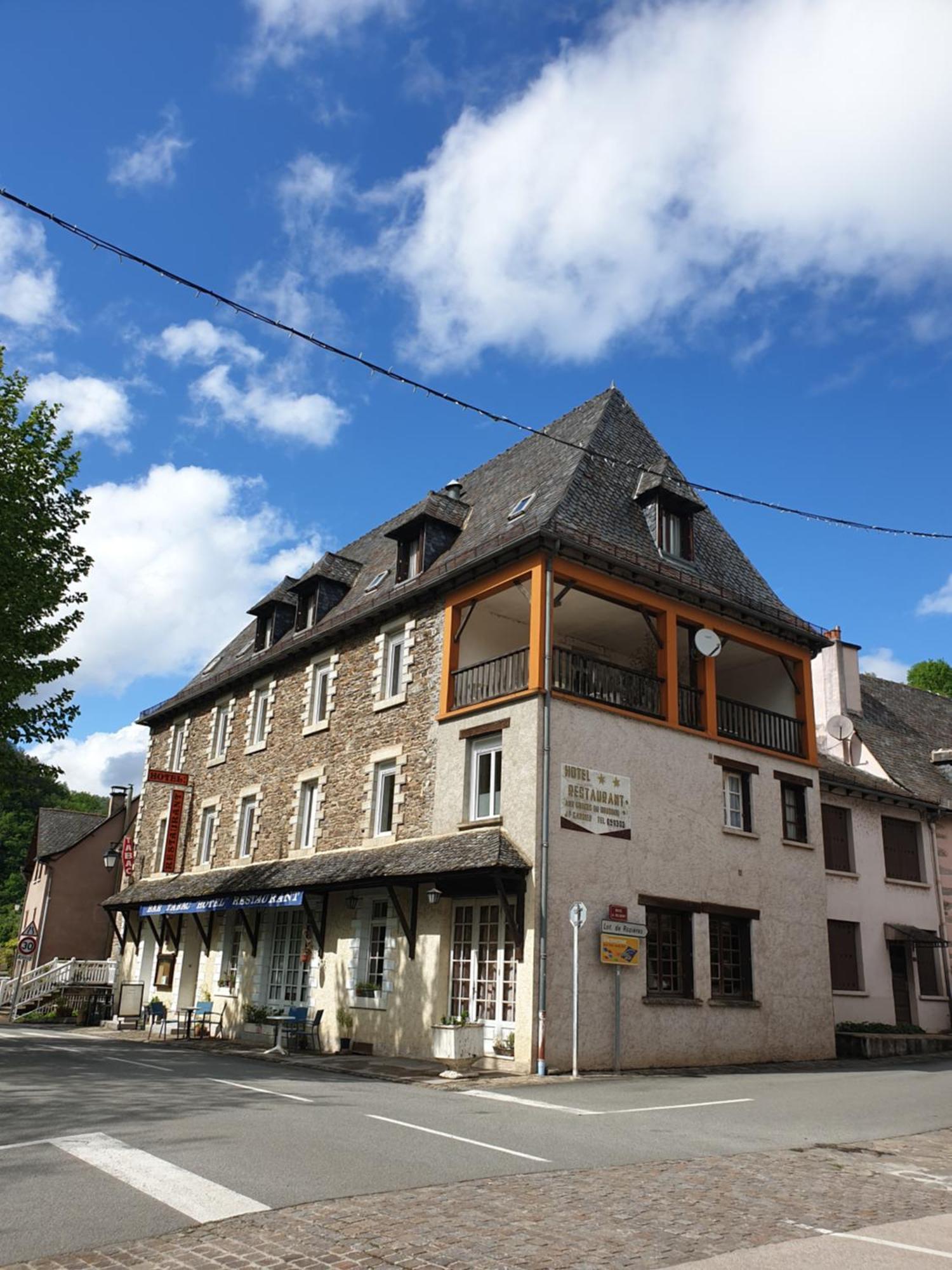 Aux Gorges Du Dourdou Hotel Conques-en-Rouergue Bagian luar foto